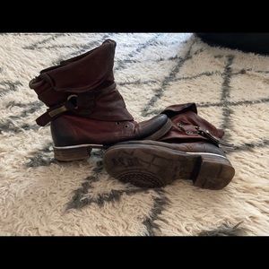 AS98 Simon boots